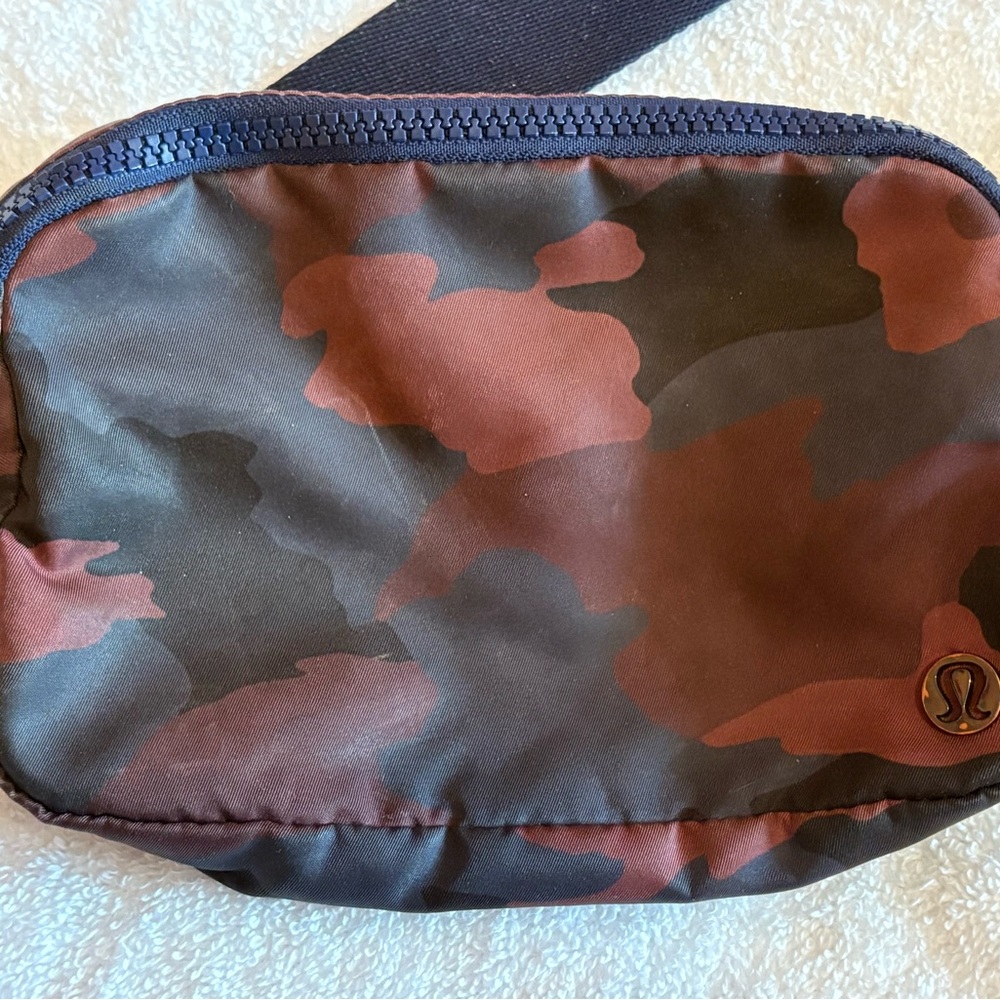 Lululemon Navy Blue Bag